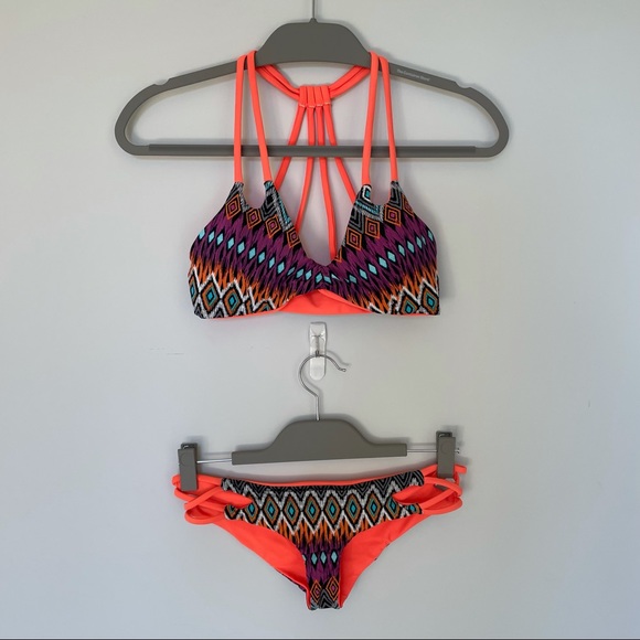 Patterned, stewpot bikini - Picture 1 of 2